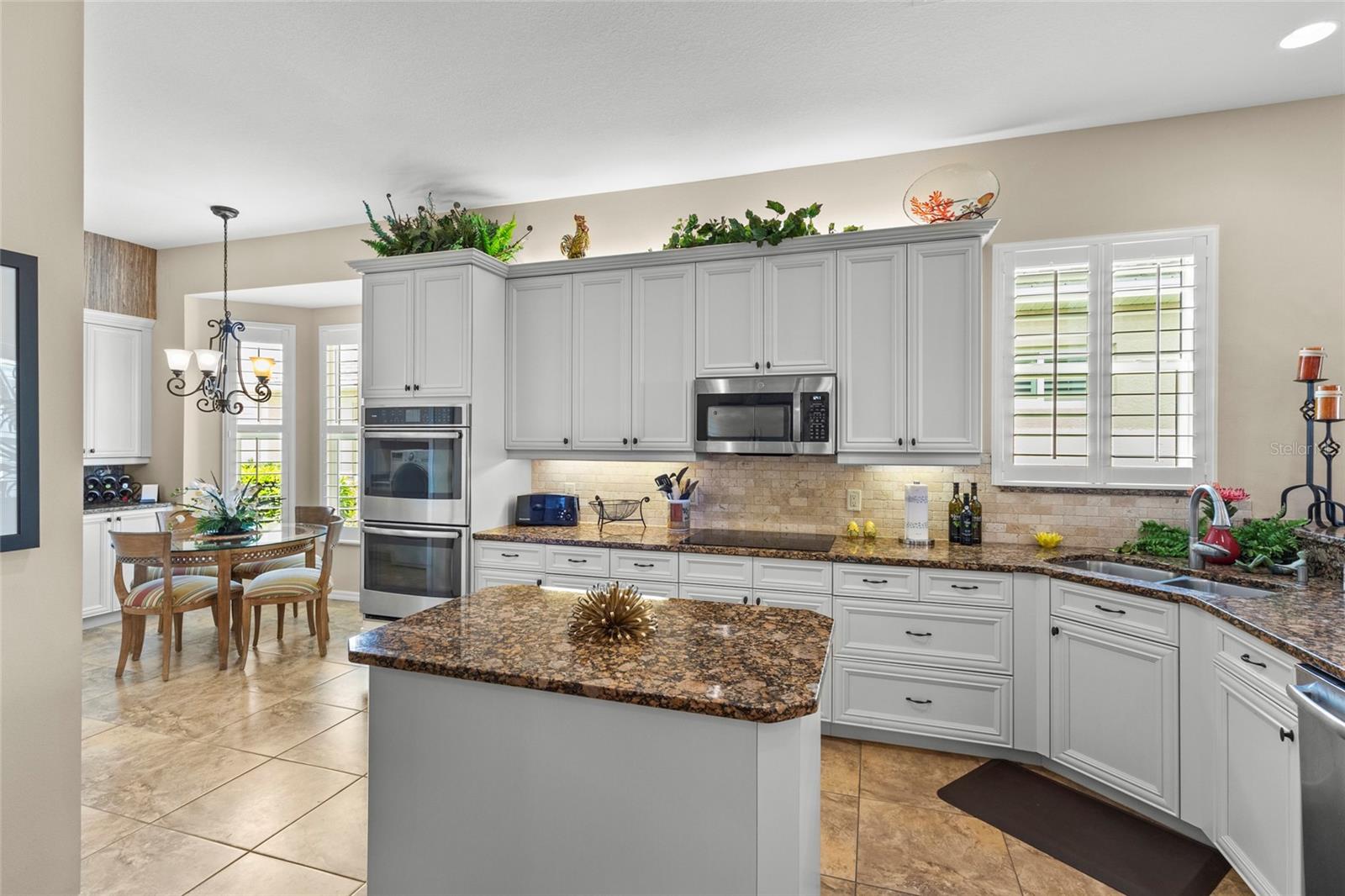 11034 BARNSLEY DR, VENICE, FL, 34293