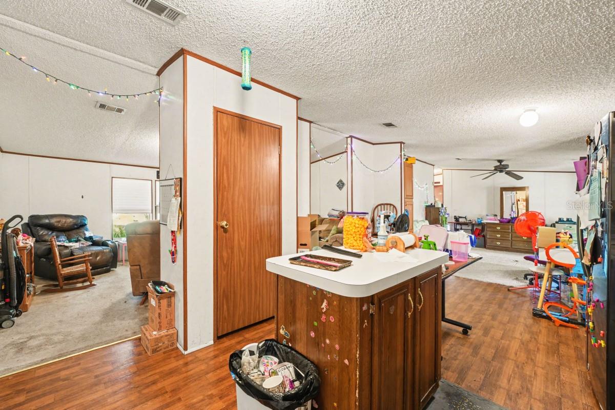 6633 GLEN MEADOW LOOP, LAKELAND, FL, 33810