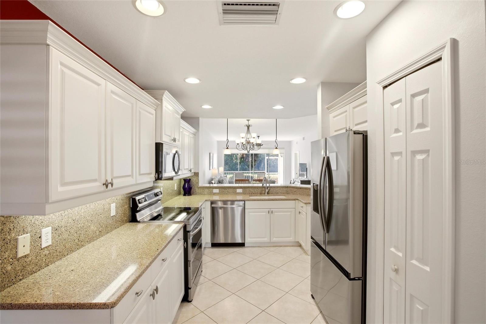 5655 KEY LARGO CT #5655, BRADENTON, FL, 34203