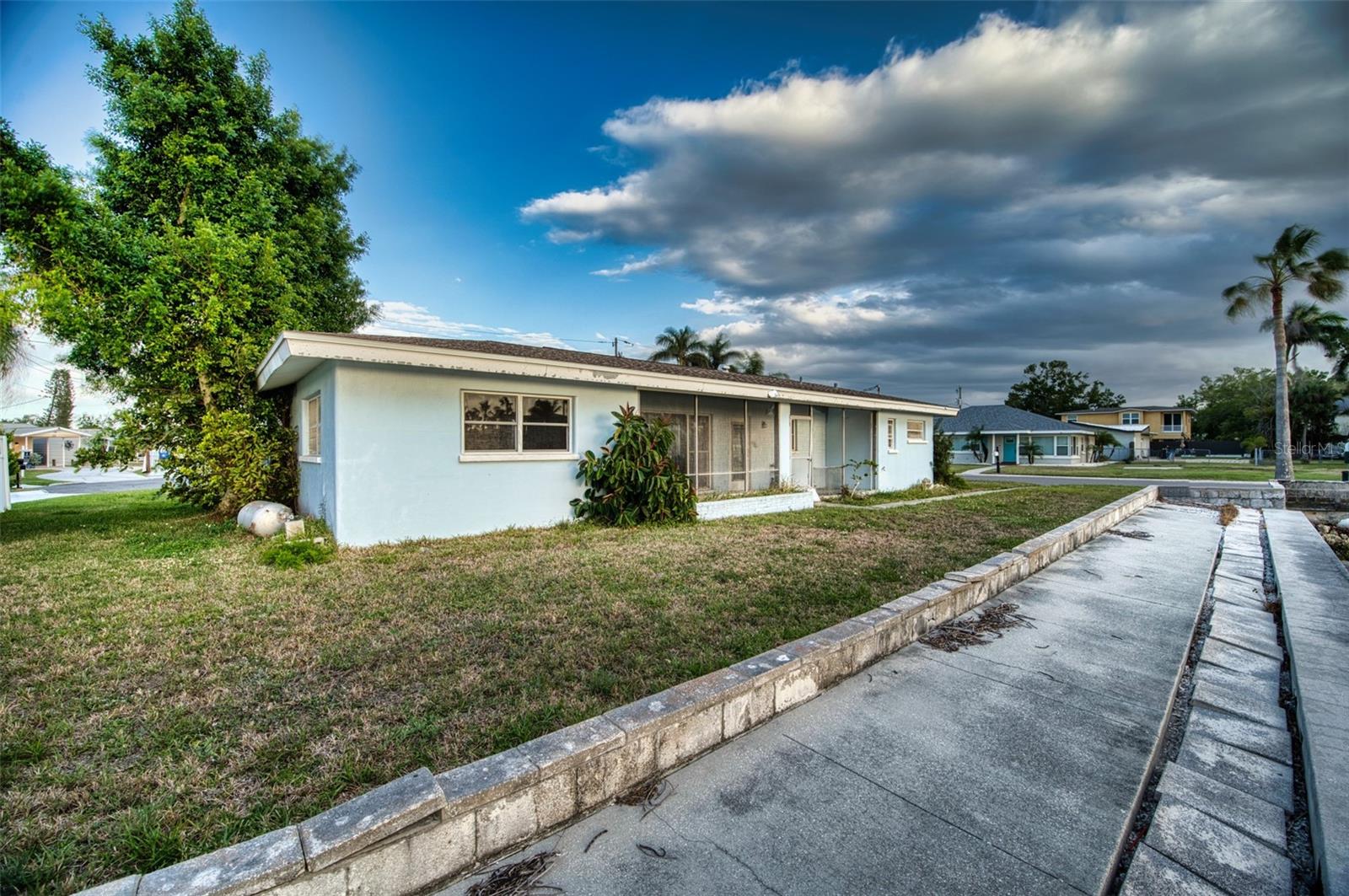 210 21ST ST NE, BRADENTON, FL, 34208