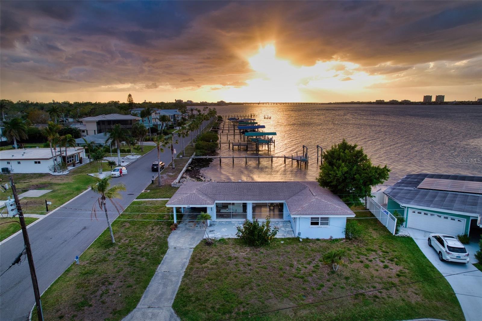 210 21ST ST NE, BRADENTON, FL, 34208