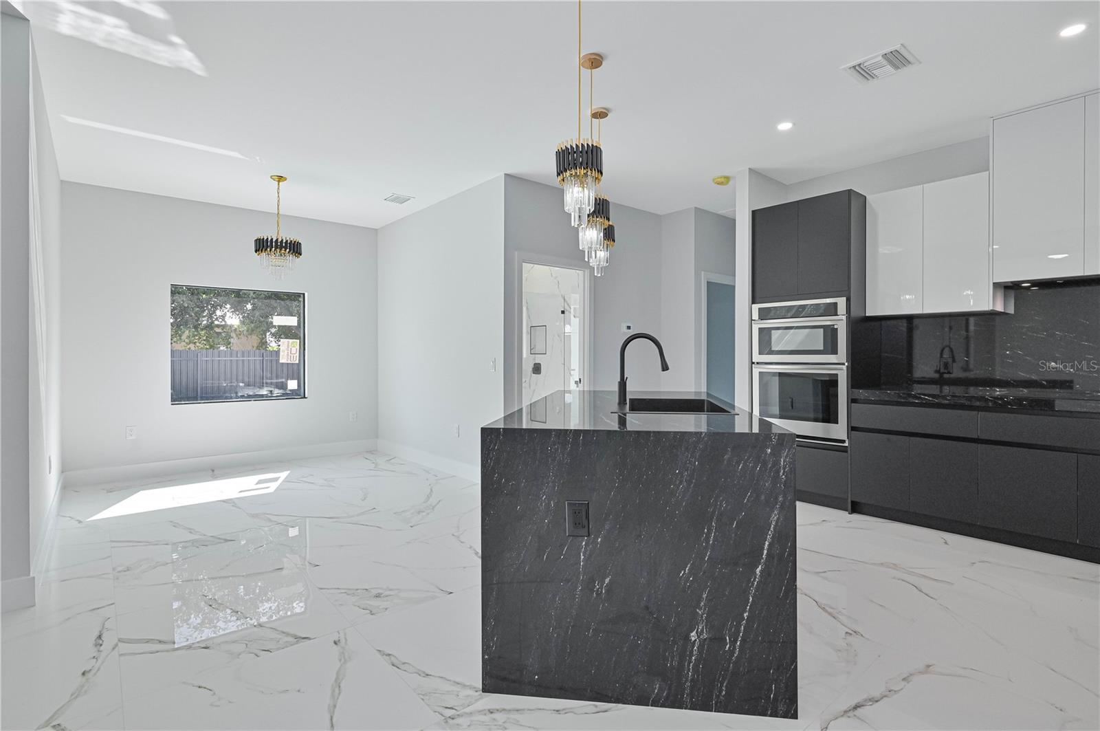 1413 NE 7TH AVE, CAPE CORAL, FL, 33909