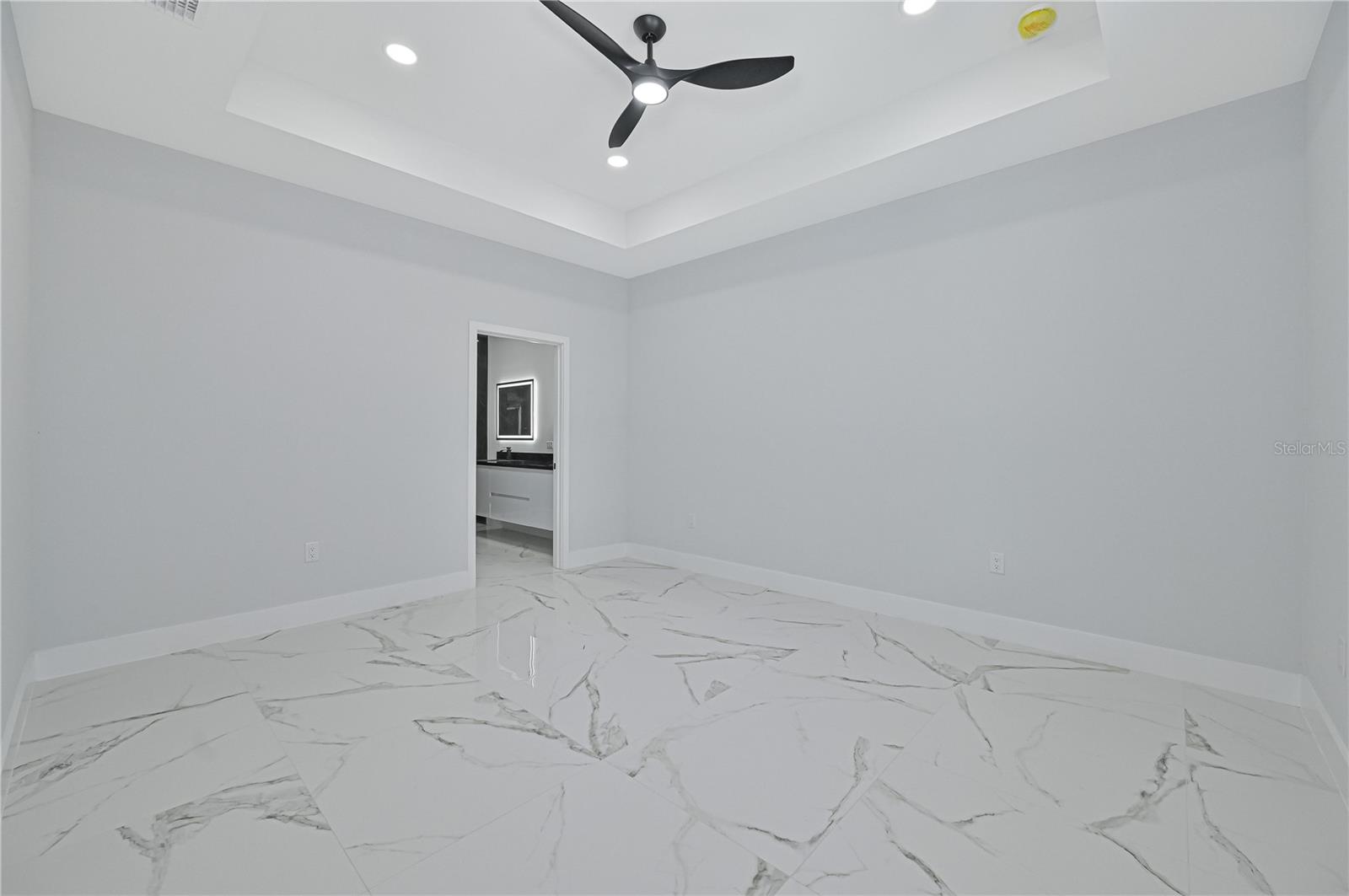 1413 NE 7TH AVE, CAPE CORAL, FL, 33909