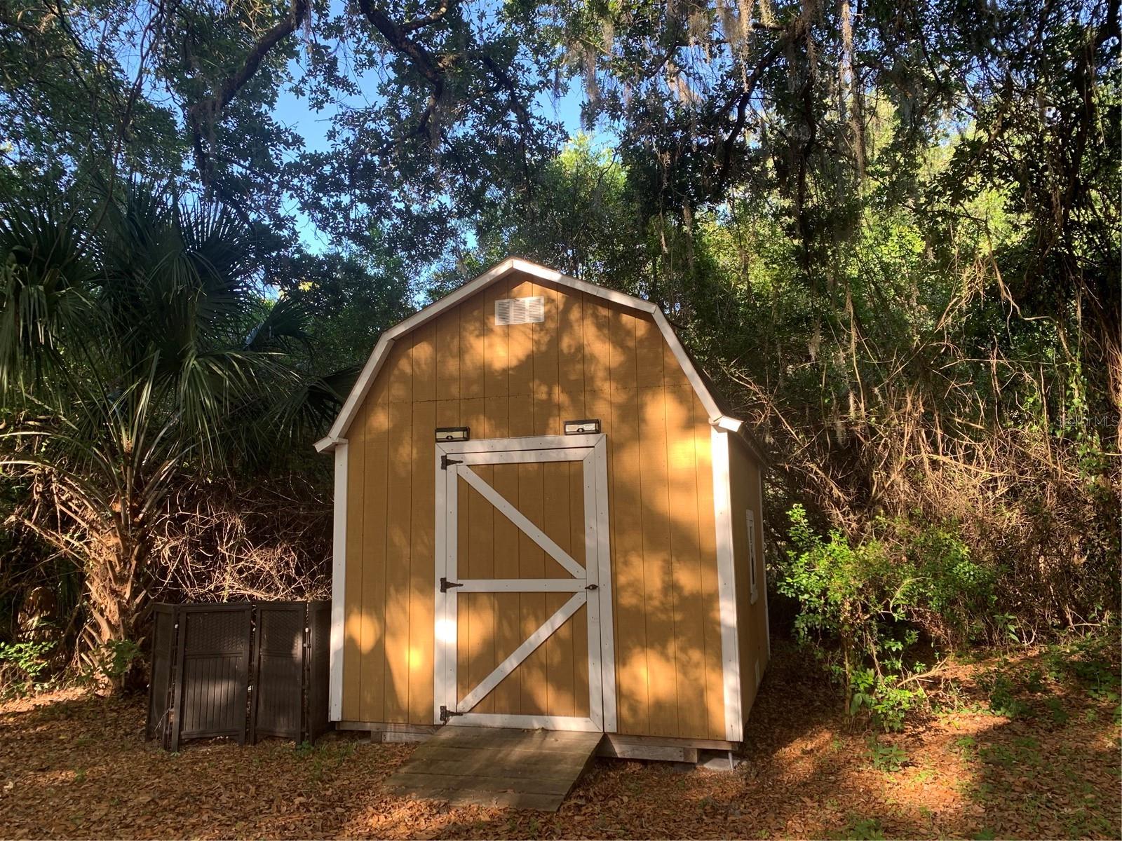 1710 SURREY TRL, WIMAUMA, FL, 33598