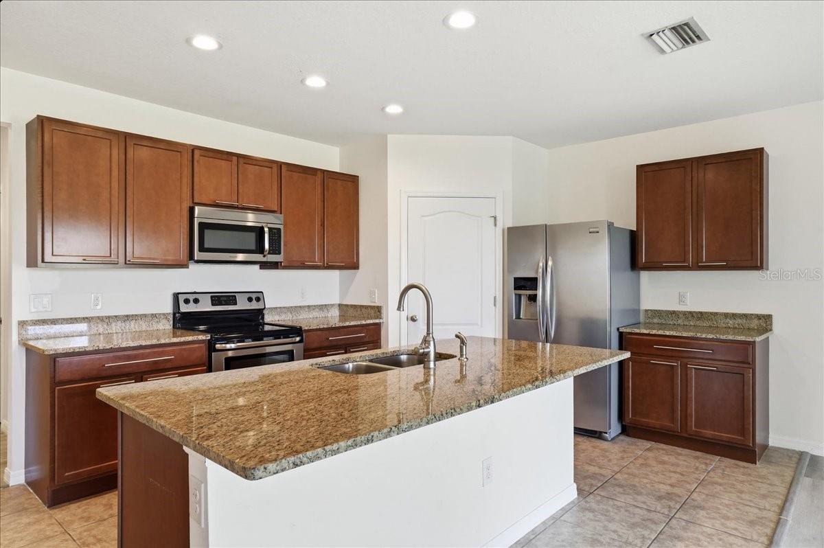 15769 HIGH BELL PL, BRADENTON, FL, 34212