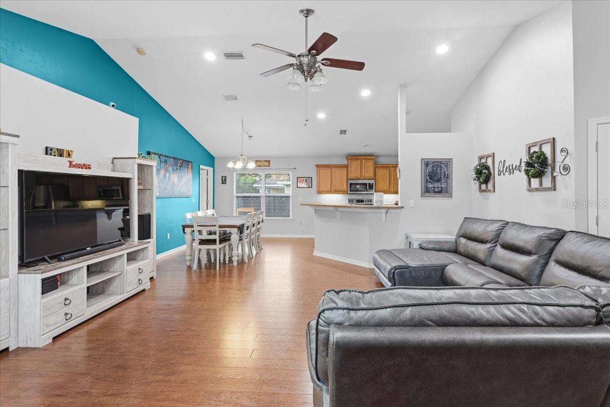 934 NW 255TH WAY, NEWBERRY, FL, 32669