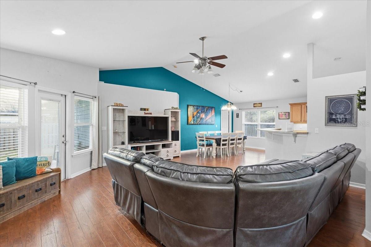934 NW 255TH WAY, NEWBERRY, FL, 32669