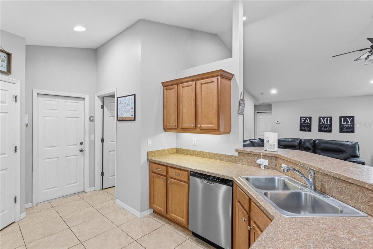 934 NW 255TH WAY, NEWBERRY, FL, 32669