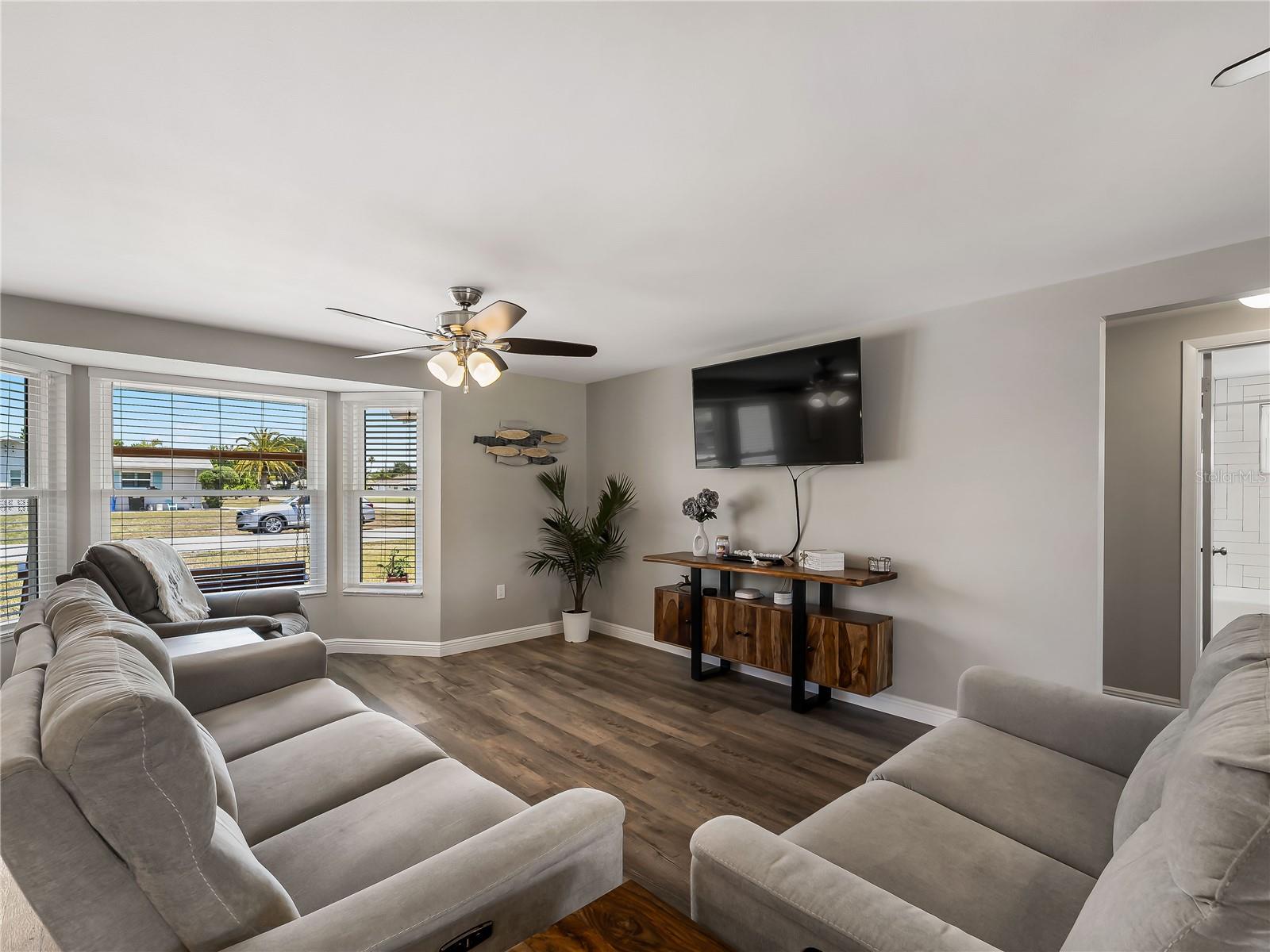 1321 FIR AVE, VENICE, FL, 34285