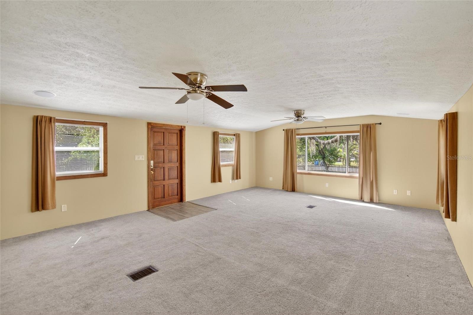 13804 HILLCREST DR, RIVERVIEW, FL, 33569