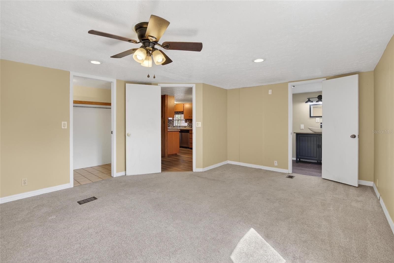 13804 HILLCREST DR, RIVERVIEW, FL, 33569