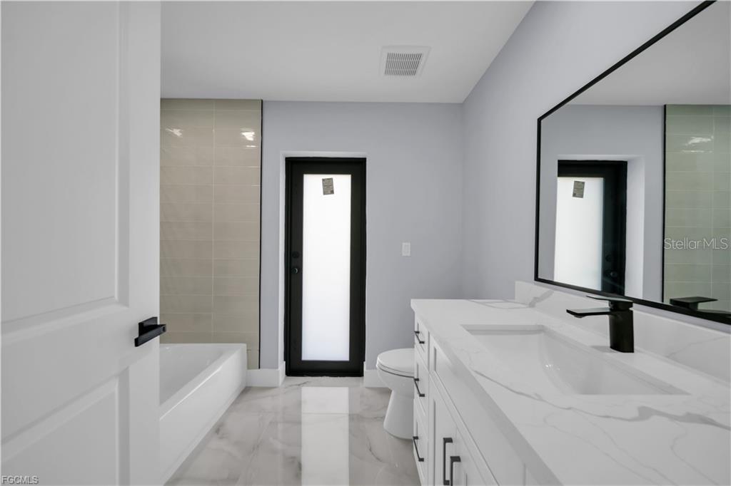 2806 VERA AVE S, LEHIGH ACRES, FL, 33976