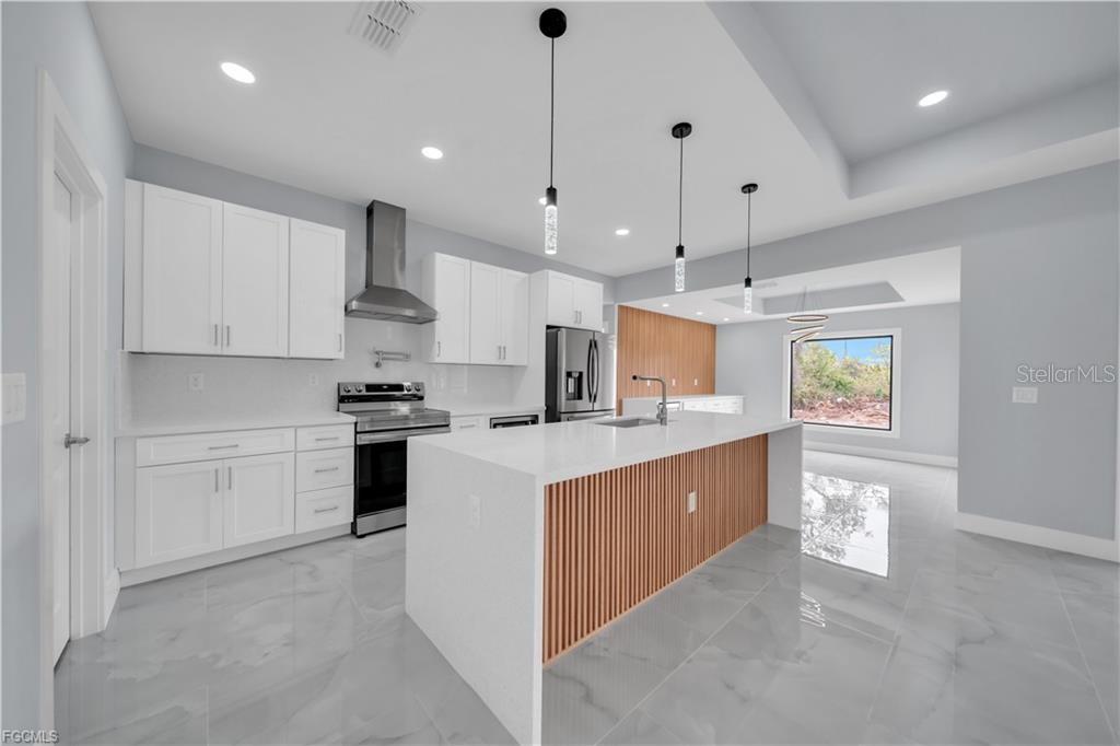 2806 VERA AVE S, LEHIGH ACRES, FL, 33976