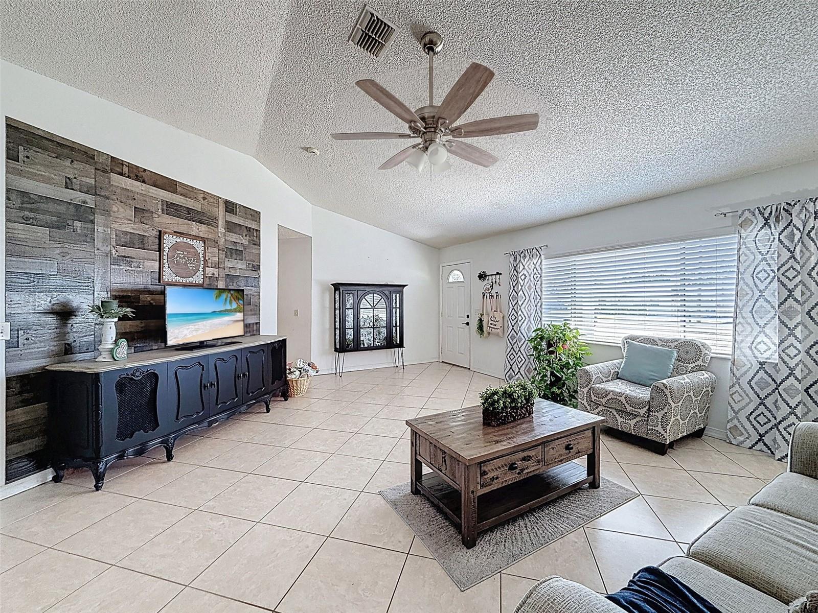 SPRING HILL, SPRING HILL, FL, 34608