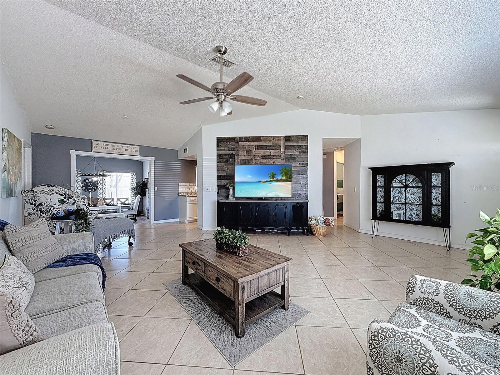 SPRING HILL, SPRING HILL, FL, 34608