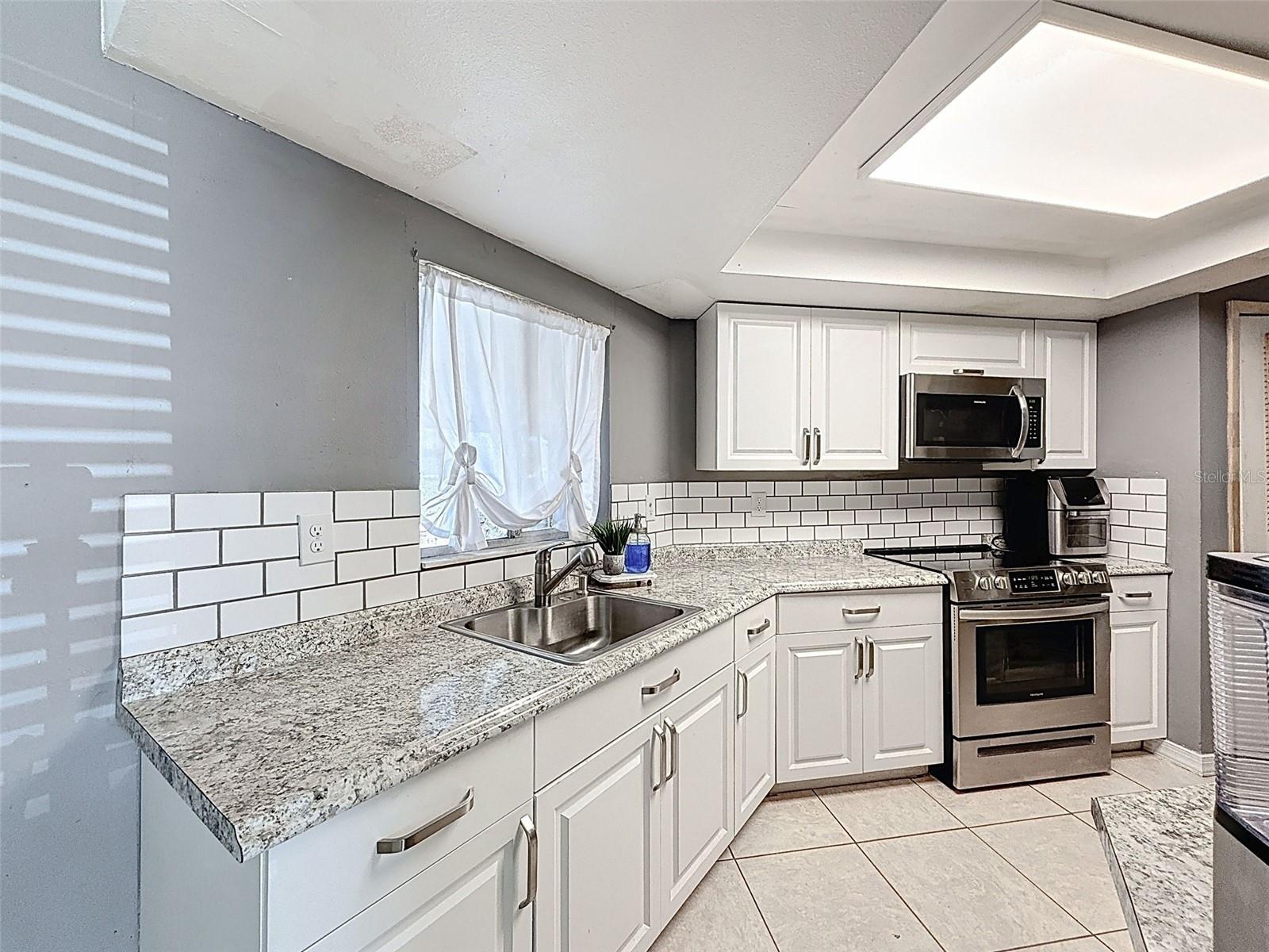 SPRING HILL, SPRING HILL, FL, 34608
