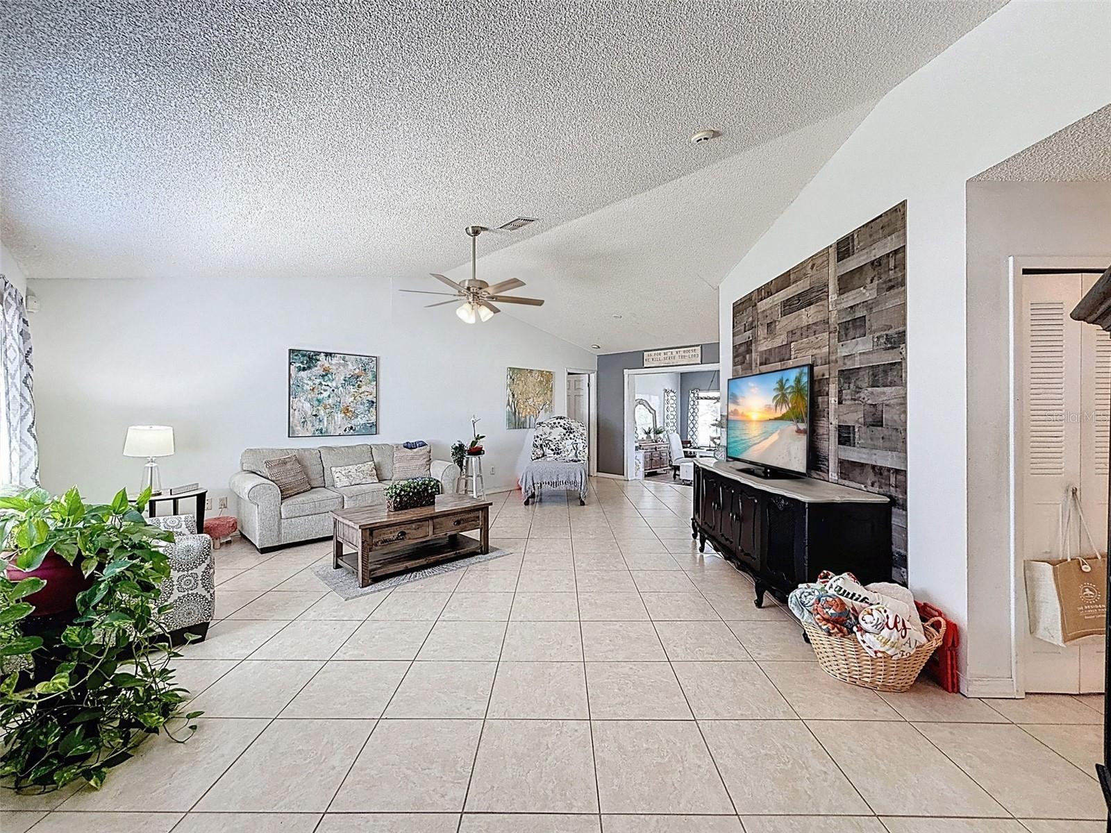 SPRING HILL, SPRING HILL, FL, 34608