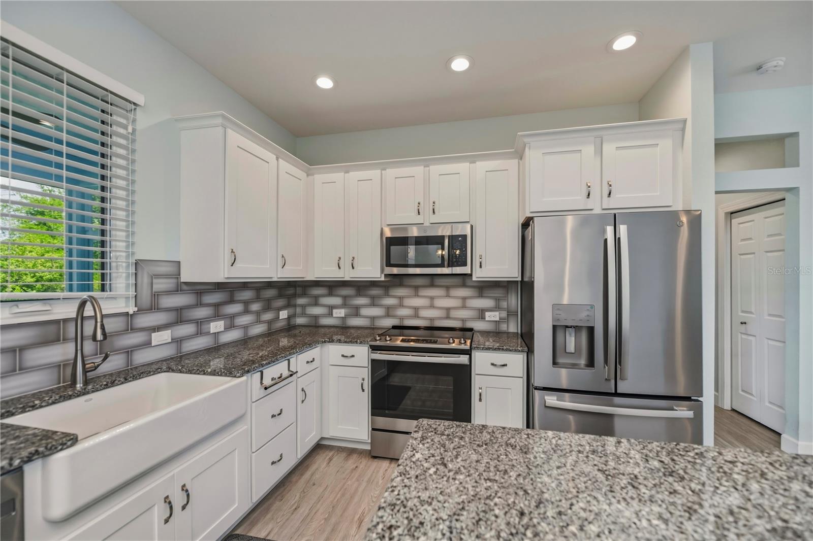 9453 SINGER CIR, PORT CHARLOTTE, FL, 33981