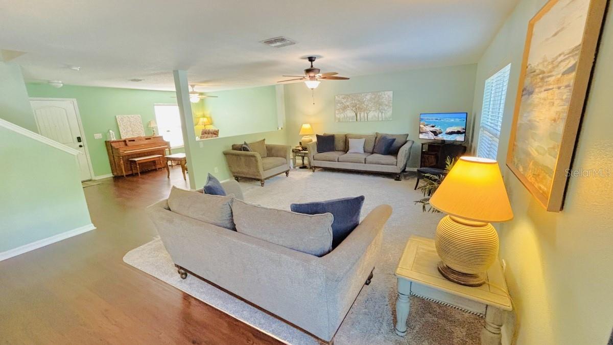 11521 SOUTHERN CREEK DR, GIBSONTON, FL, 33534