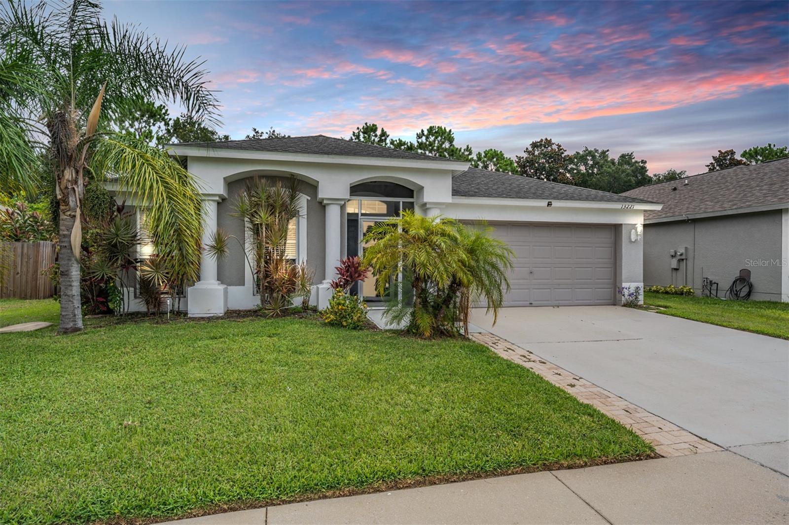 13221 EVENING SUNSET LN, RIVERVIEW, FL, 33579