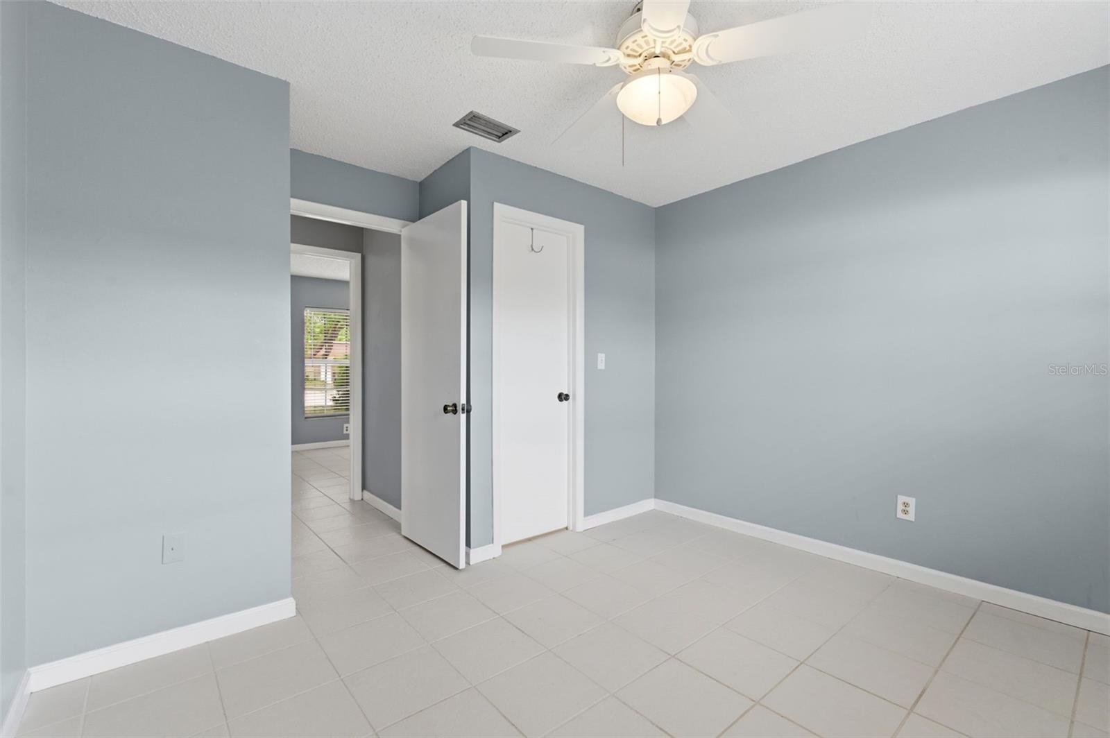 9992 86TH ST, SEMINOLE, FL, 33777