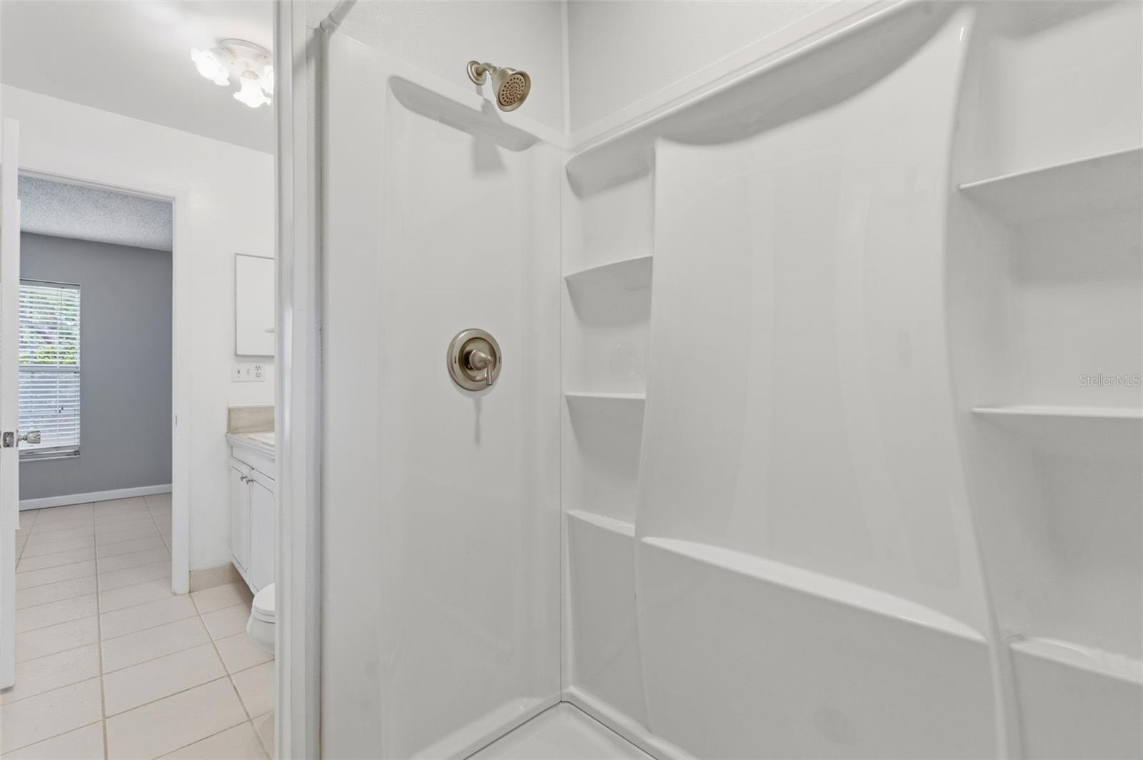 9992 86TH ST, SEMINOLE, FL, 33777