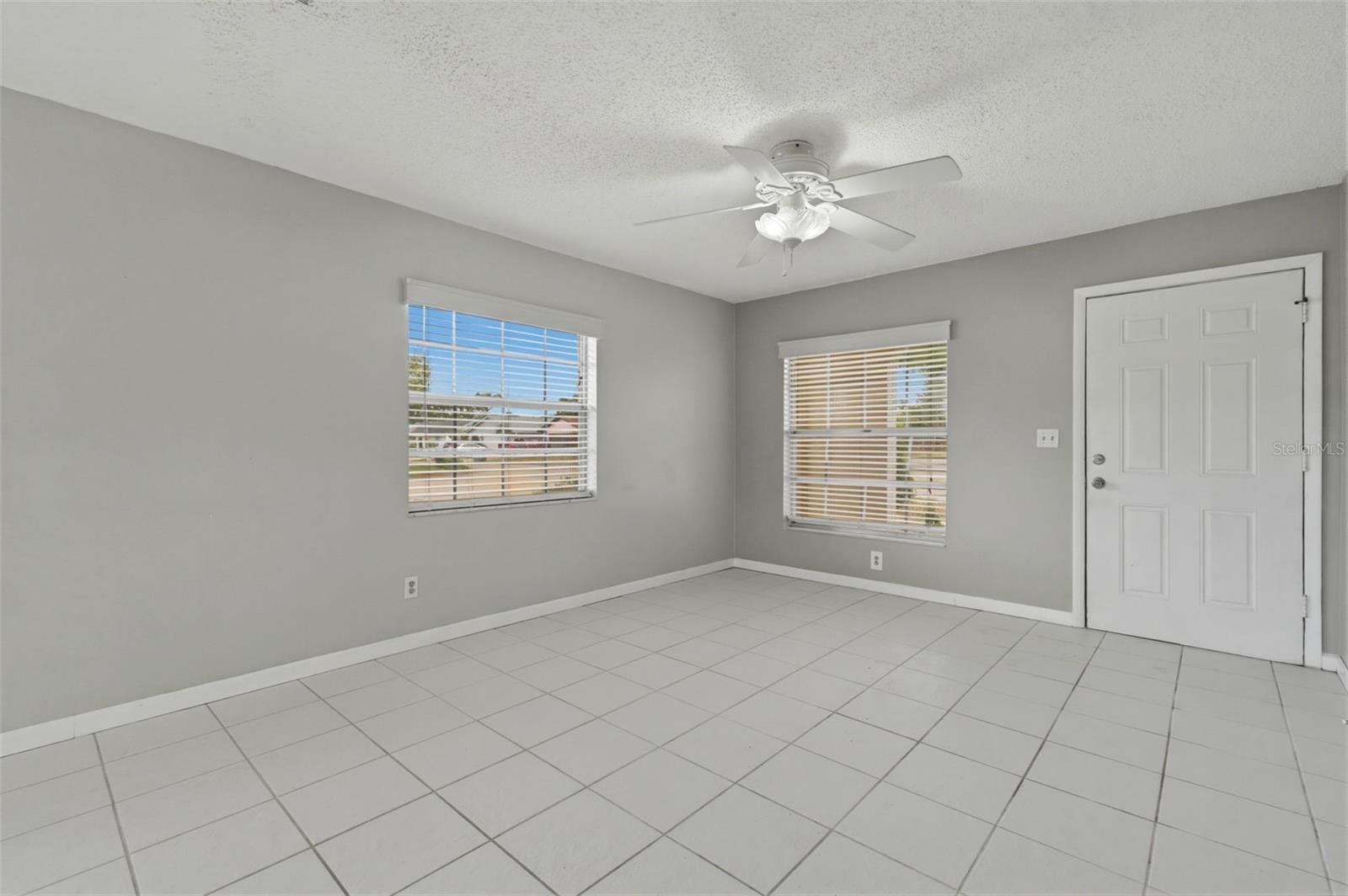 9992 86TH ST, SEMINOLE, FL, 33777
