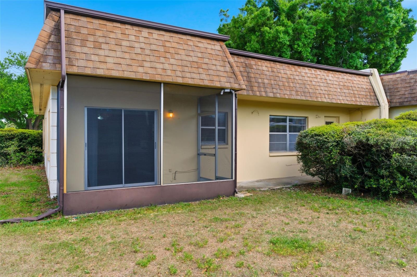 9992 86TH ST, SEMINOLE, FL, 33777