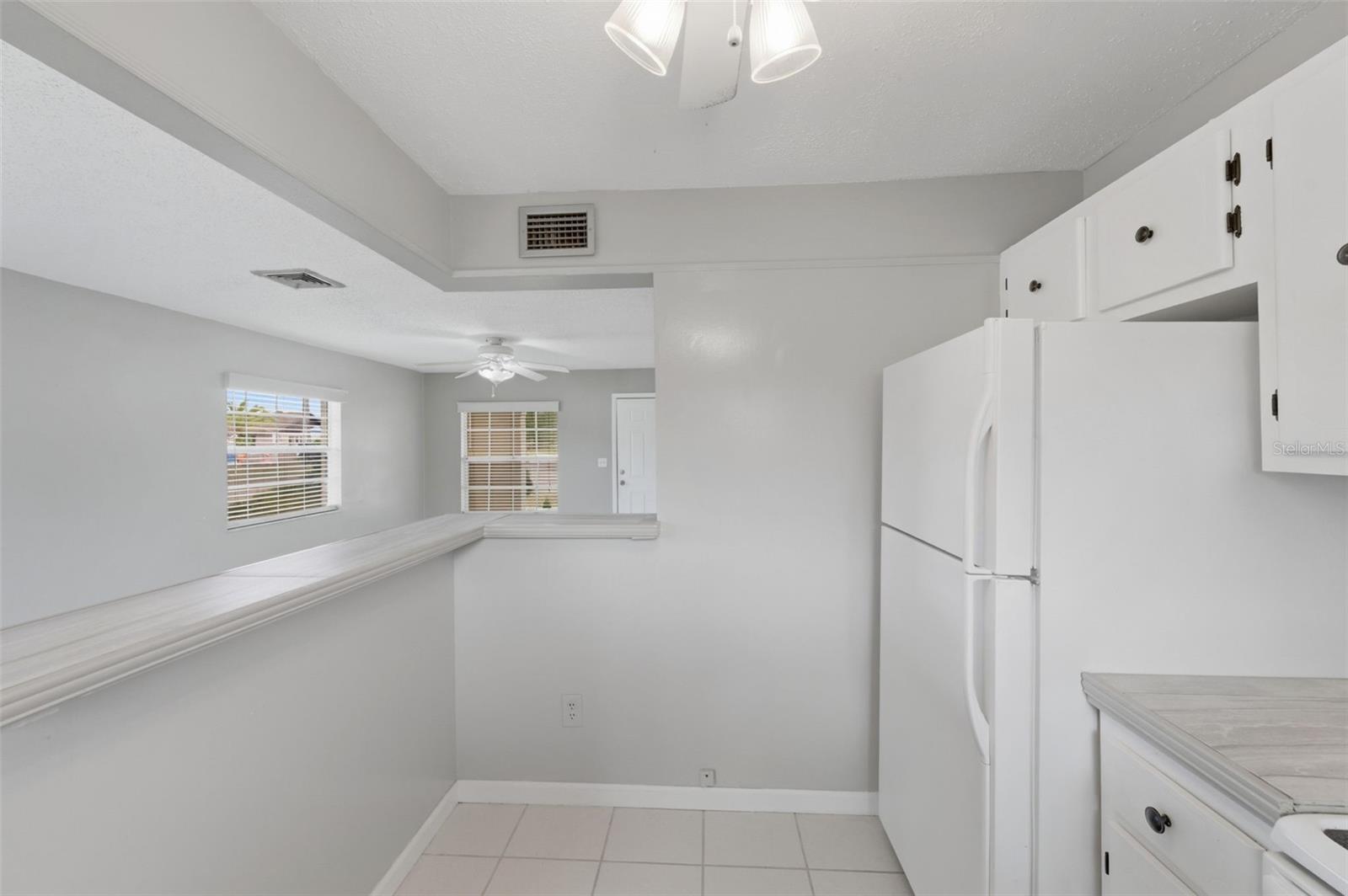 9992 86TH ST, SEMINOLE, FL, 33777