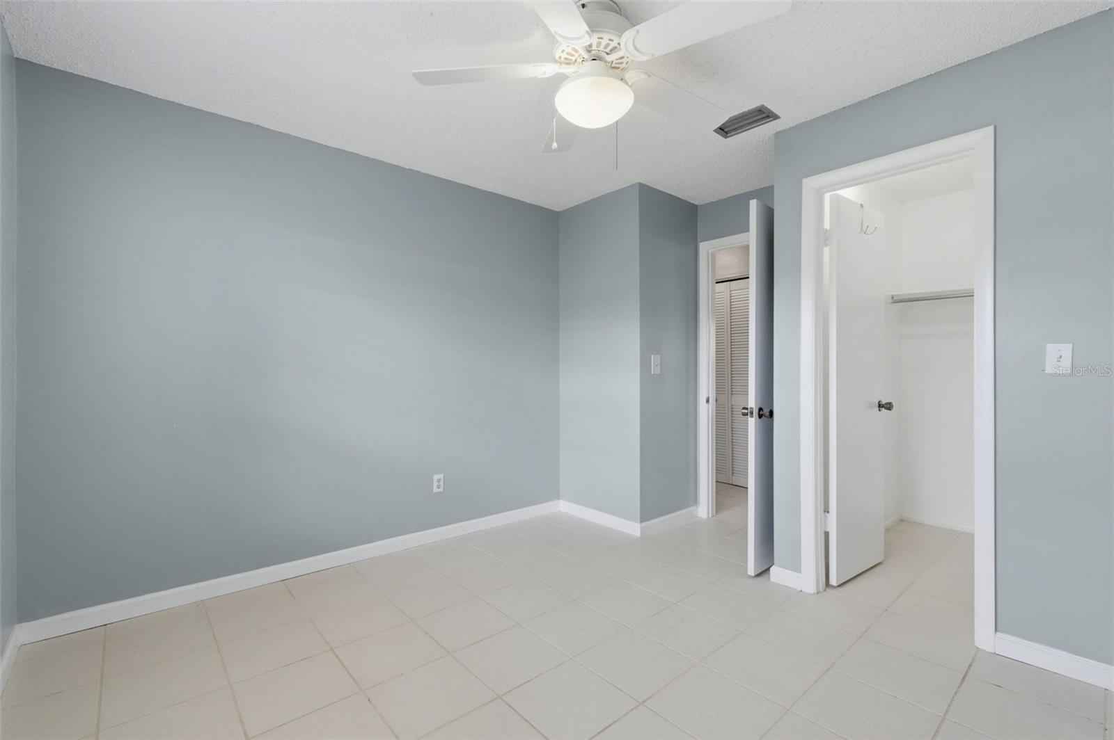 9992 86TH ST, SEMINOLE, FL, 33777
