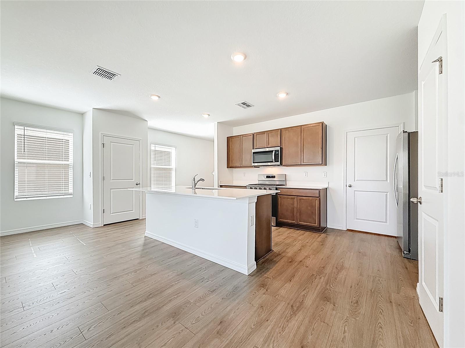 35541 KINSEY PT, ZEPHYRHILLS, FL, 33541