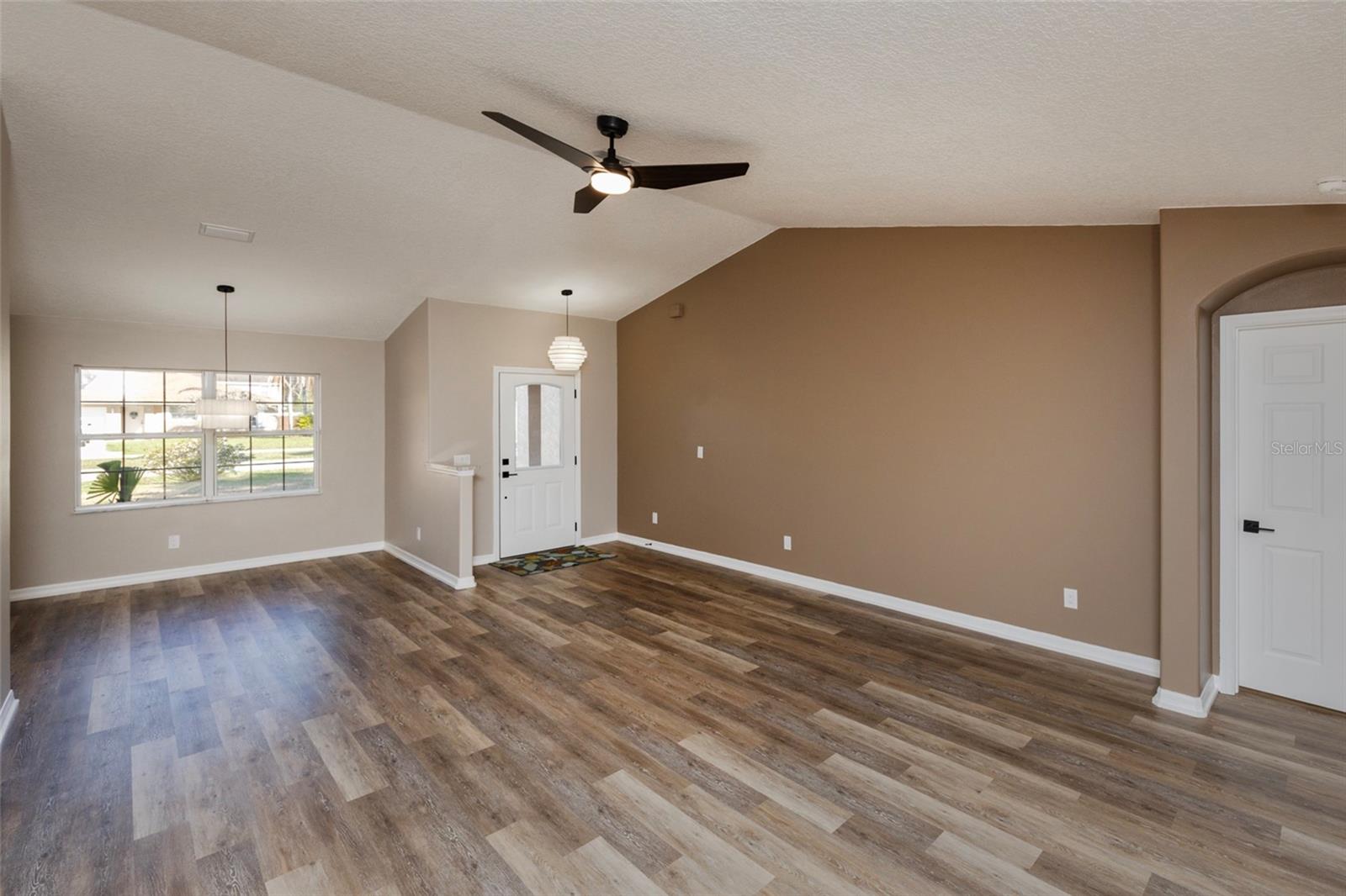 9 SLIPPER FLOWER PATH E, PALM COAST, FL, 32164