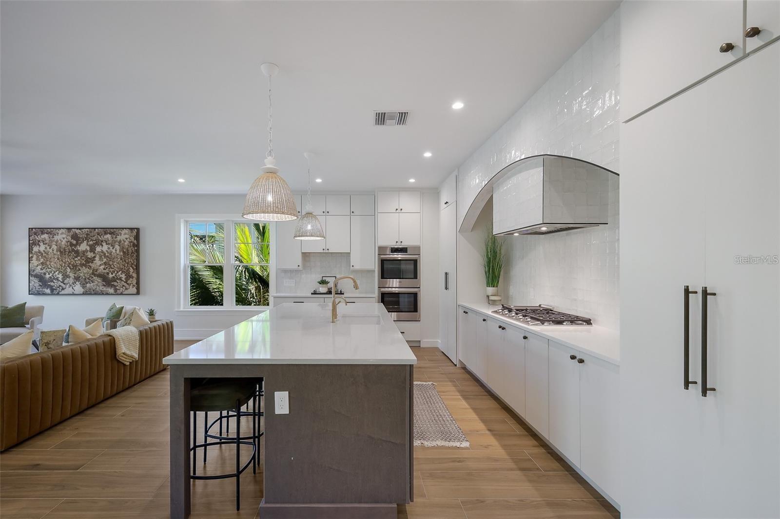 119 MCKINLEY DR, SARASOTA, FL, 34236