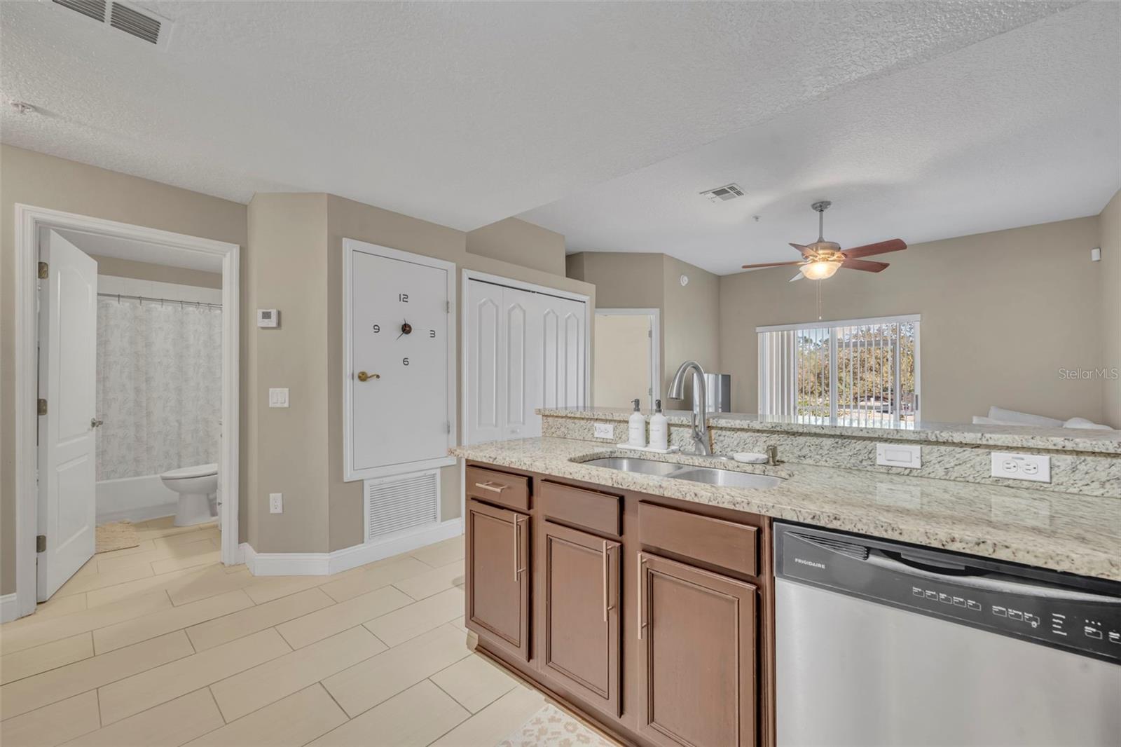 676 SANDY NECK LN #102, ALTAMONTE SPRINGS, FL, 32714
