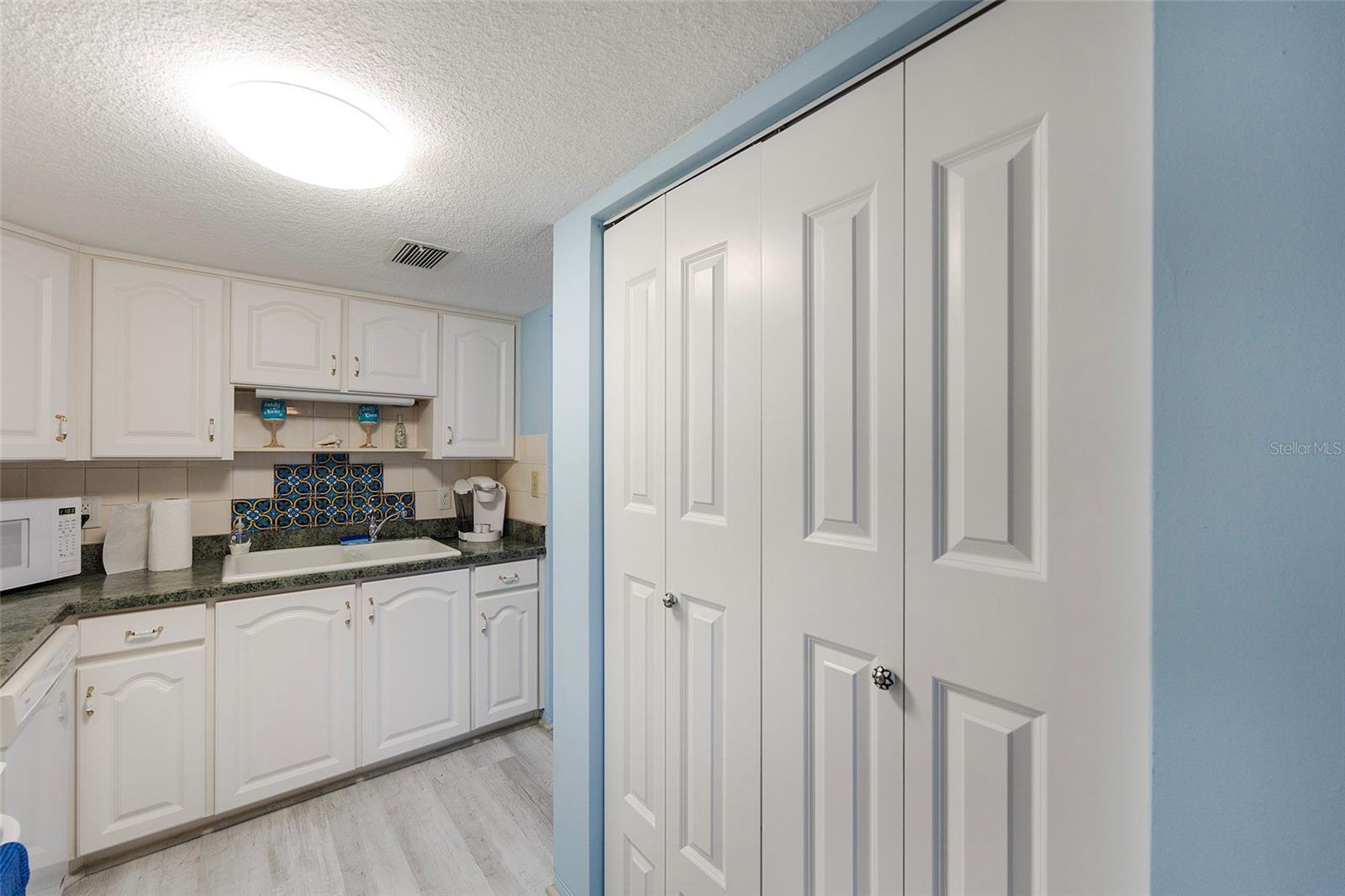 ZODIAC CONDO, DAYTONA BEACH, FL, 32118