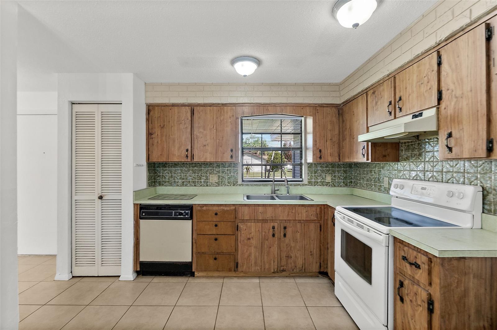 977 WHIPORWILL DR, PORT ORANGE, FL, 32127