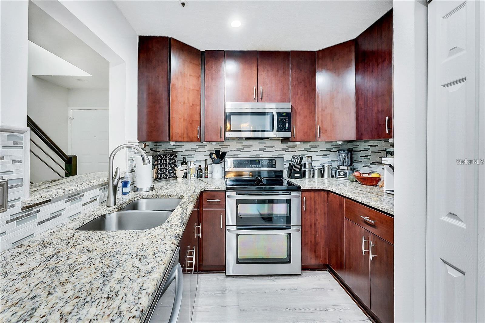 563 NORTHBRIDGE DR, ALTAMONTE SPRINGS, FL, 32714