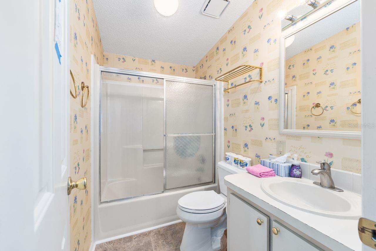 1116 W BOONE CT, LADY LAKE, FL, 32159