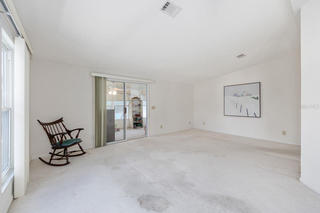 1116 W BOONE CT, LADY LAKE, FL, 32159