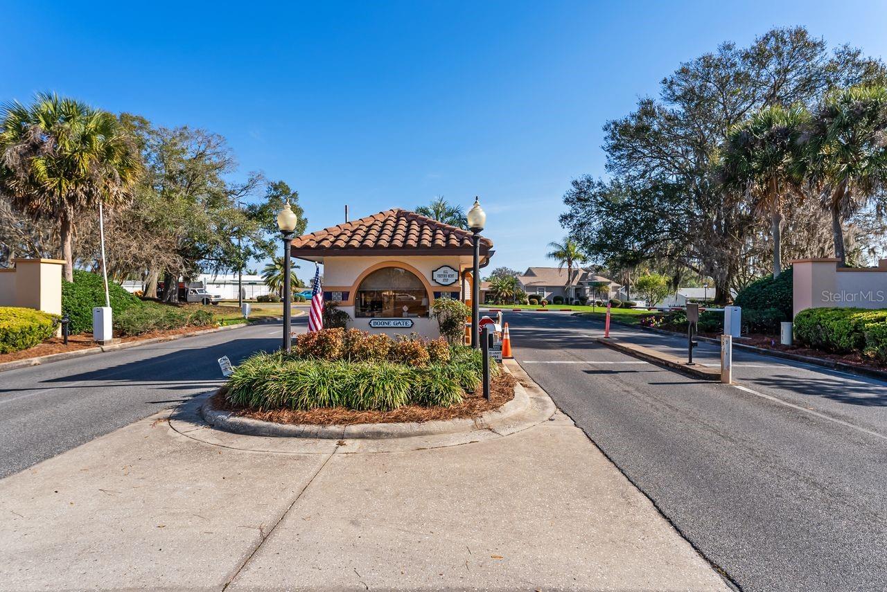 1116 W BOONE CT, LADY LAKE, FL, 32159