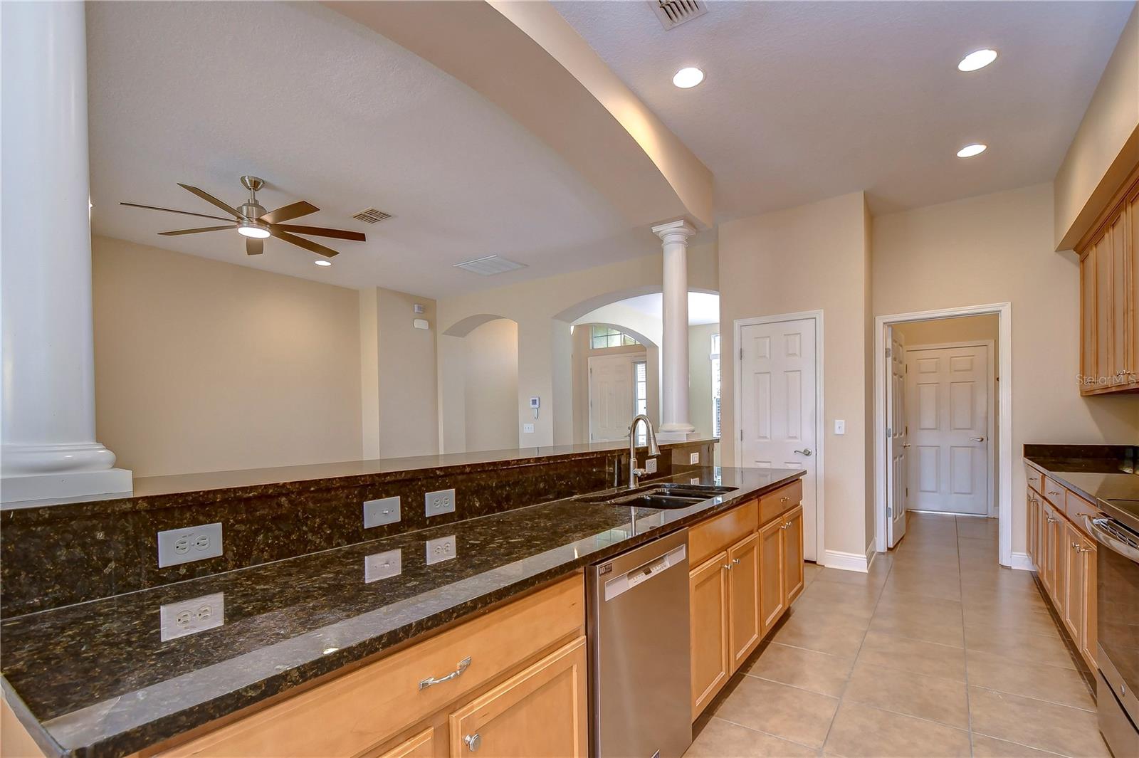 3341 GRASSGLEN PL, WESLEY CHAPEL, FL, 33544