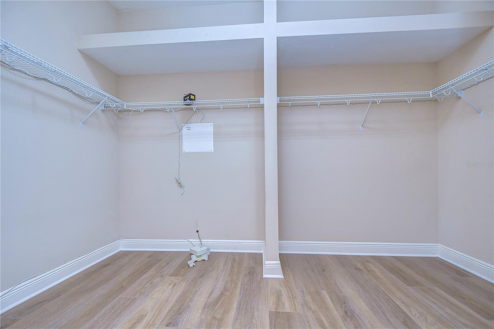 3341 GRASSGLEN PL, WESLEY CHAPEL, FL, 33544