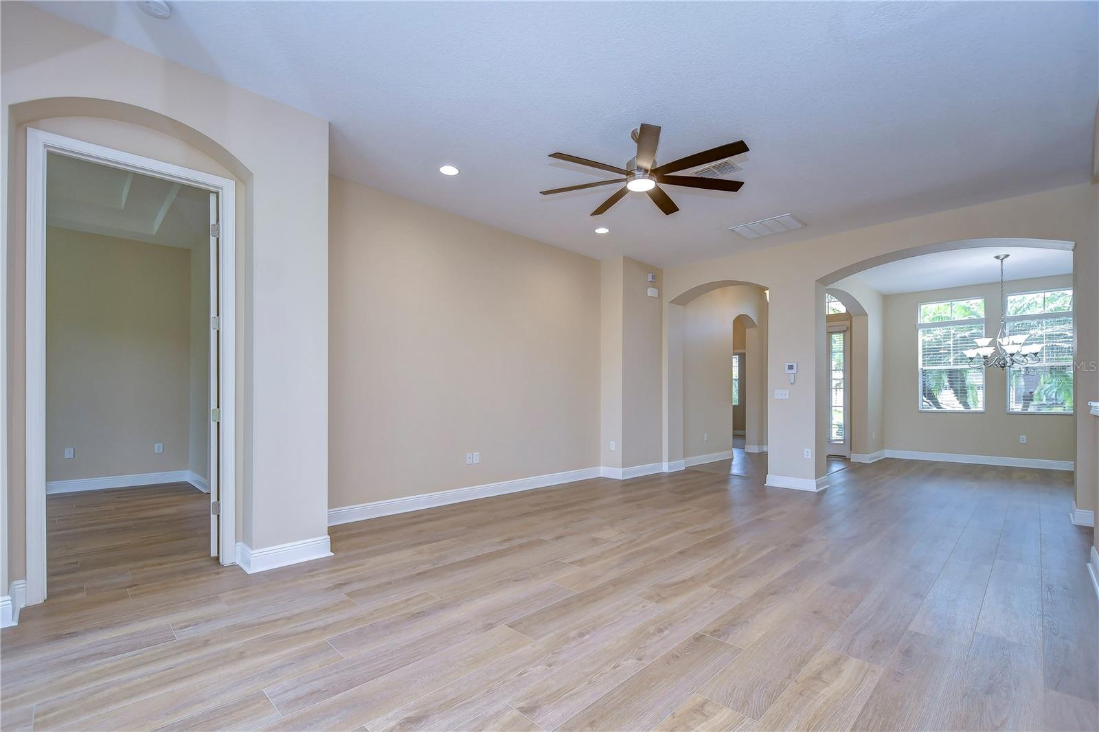 3341 GRASSGLEN PL, WESLEY CHAPEL, FL, 33544