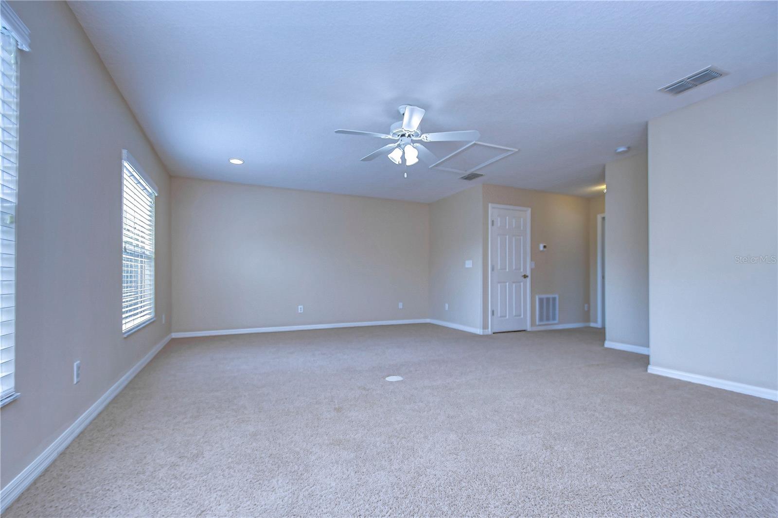 3341 GRASSGLEN PL, WESLEY CHAPEL, FL, 33544