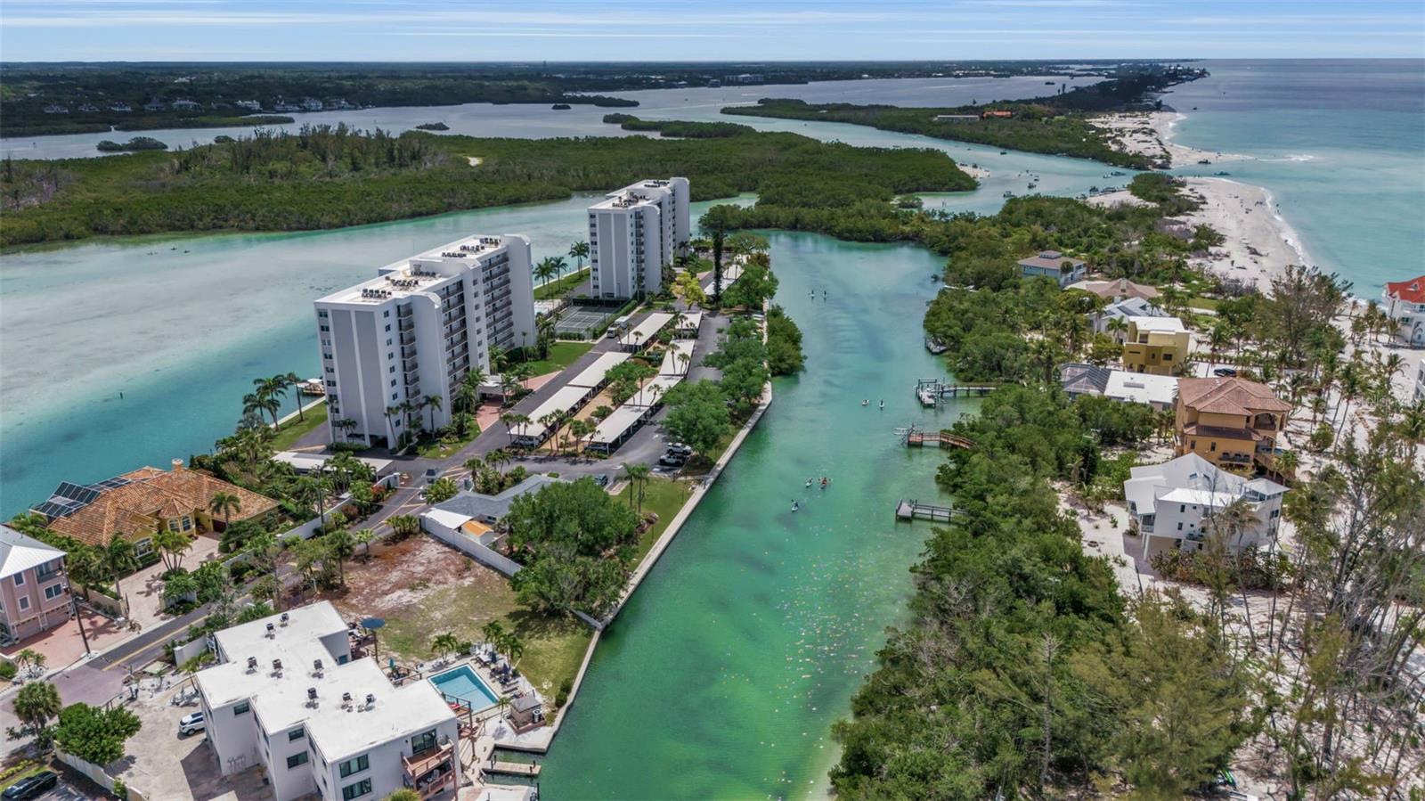 9244 MIDNIGHT PASS RD, SARASOTA, FL, 34242