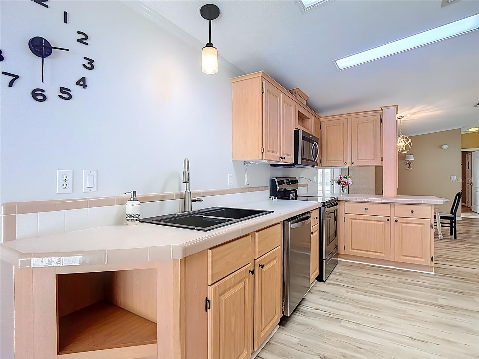 452 PAR DR, FROSTPROOF, FL, 33843