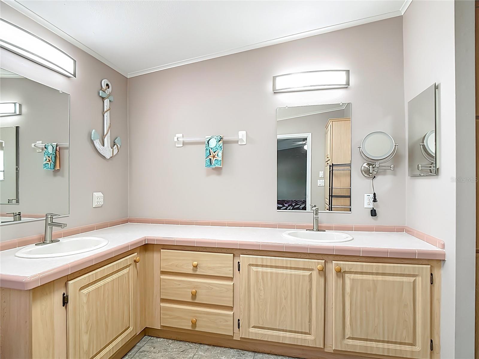 452 PAR DR, FROSTPROOF, FL, 33843