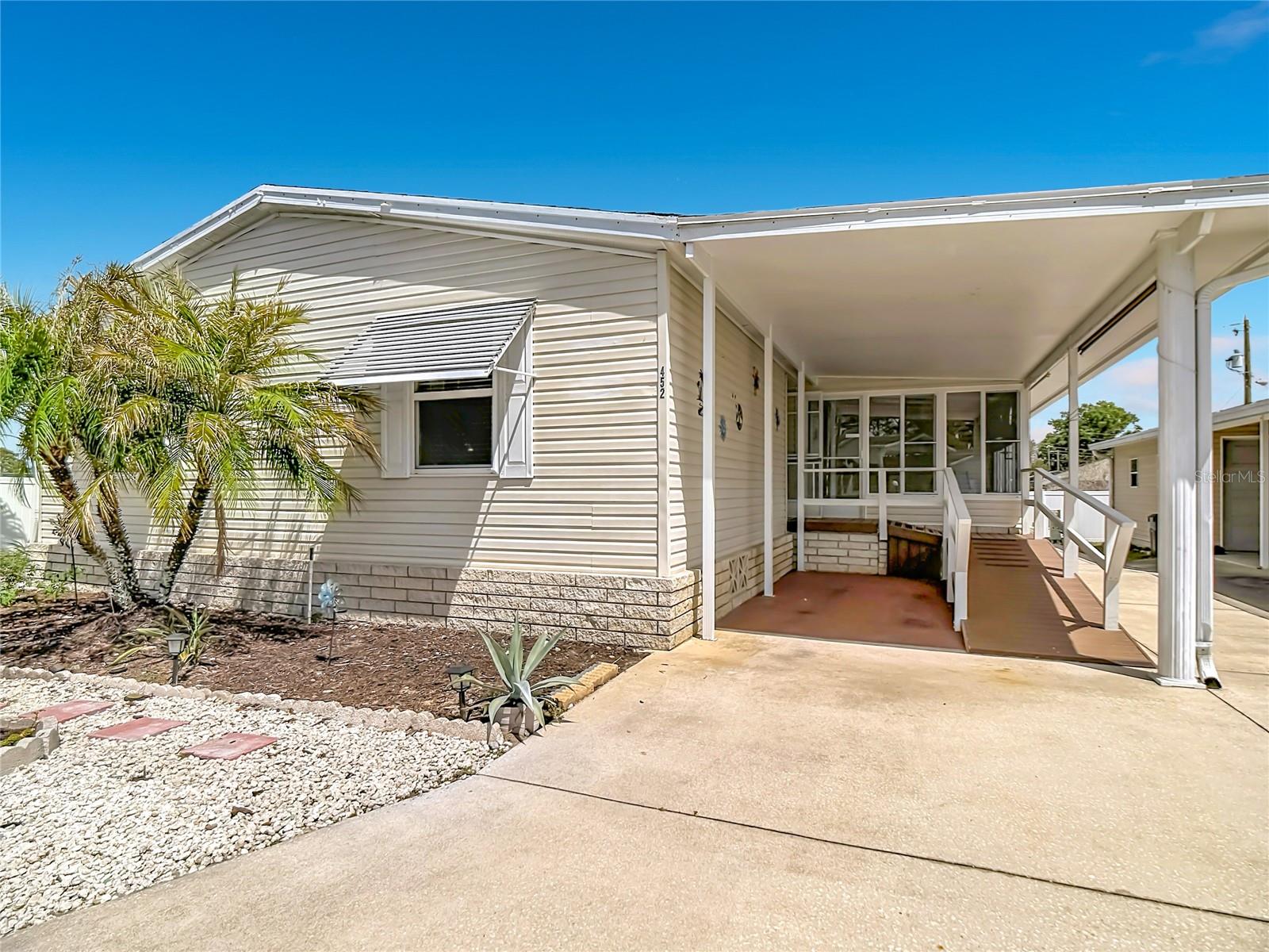 452 PAR DR, FROSTPROOF, FL, 33843