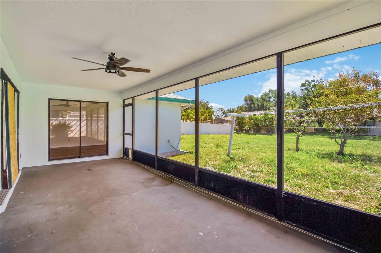 2715 27TH AVENUE DR W, BRADENTON, FL, 34205