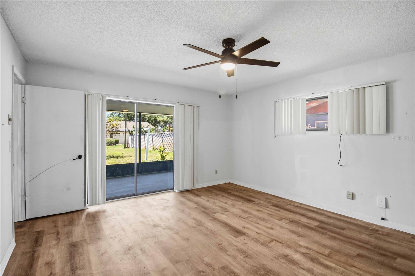 2715 27TH AVENUE DR W, BRADENTON, FL, 34205